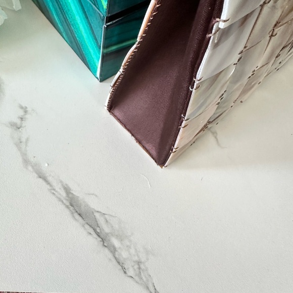 Mother of Pearl Clutch Purse Handbag Beautiful! - Picture 9 of 9